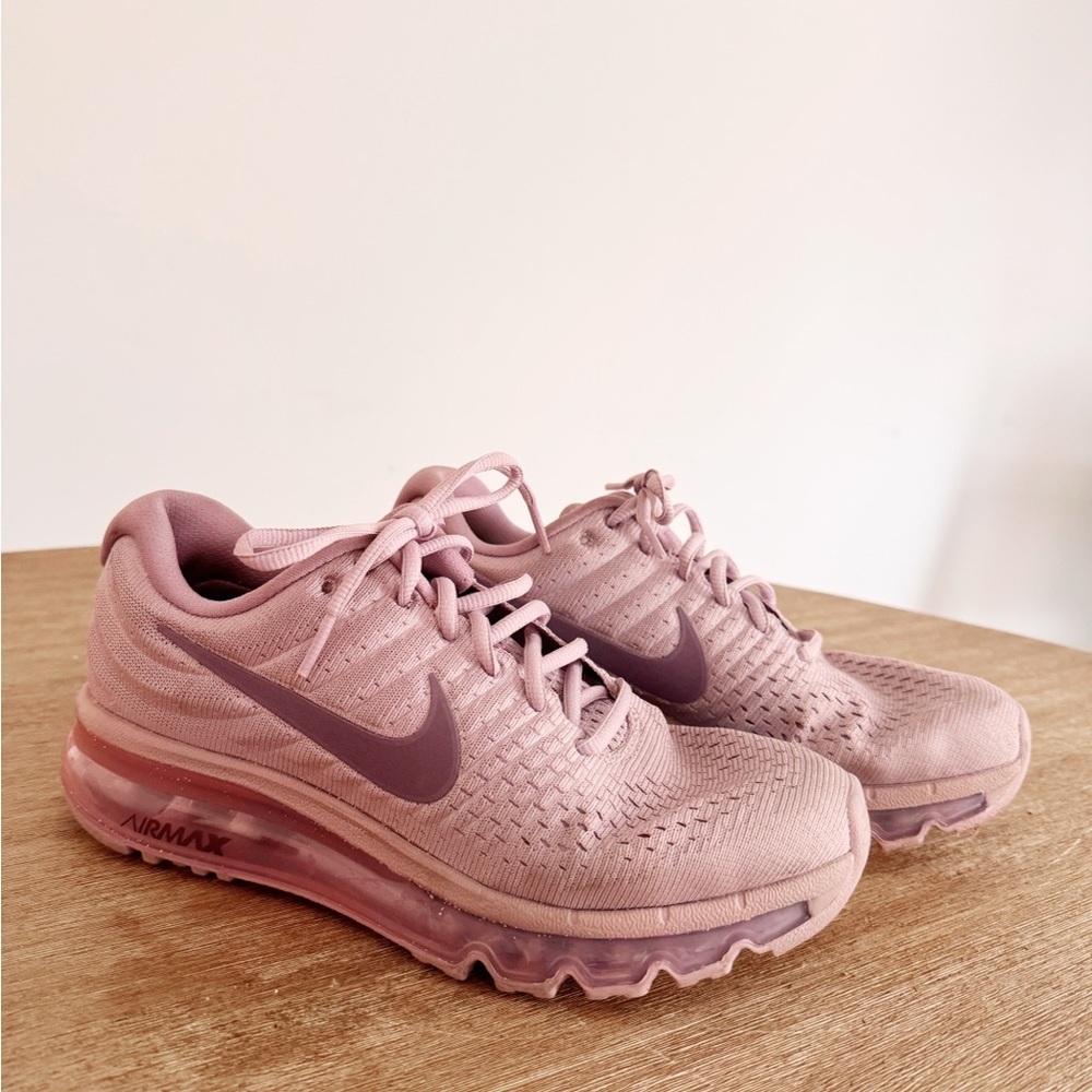 Nike Women's Air Max plum fog size 7.5